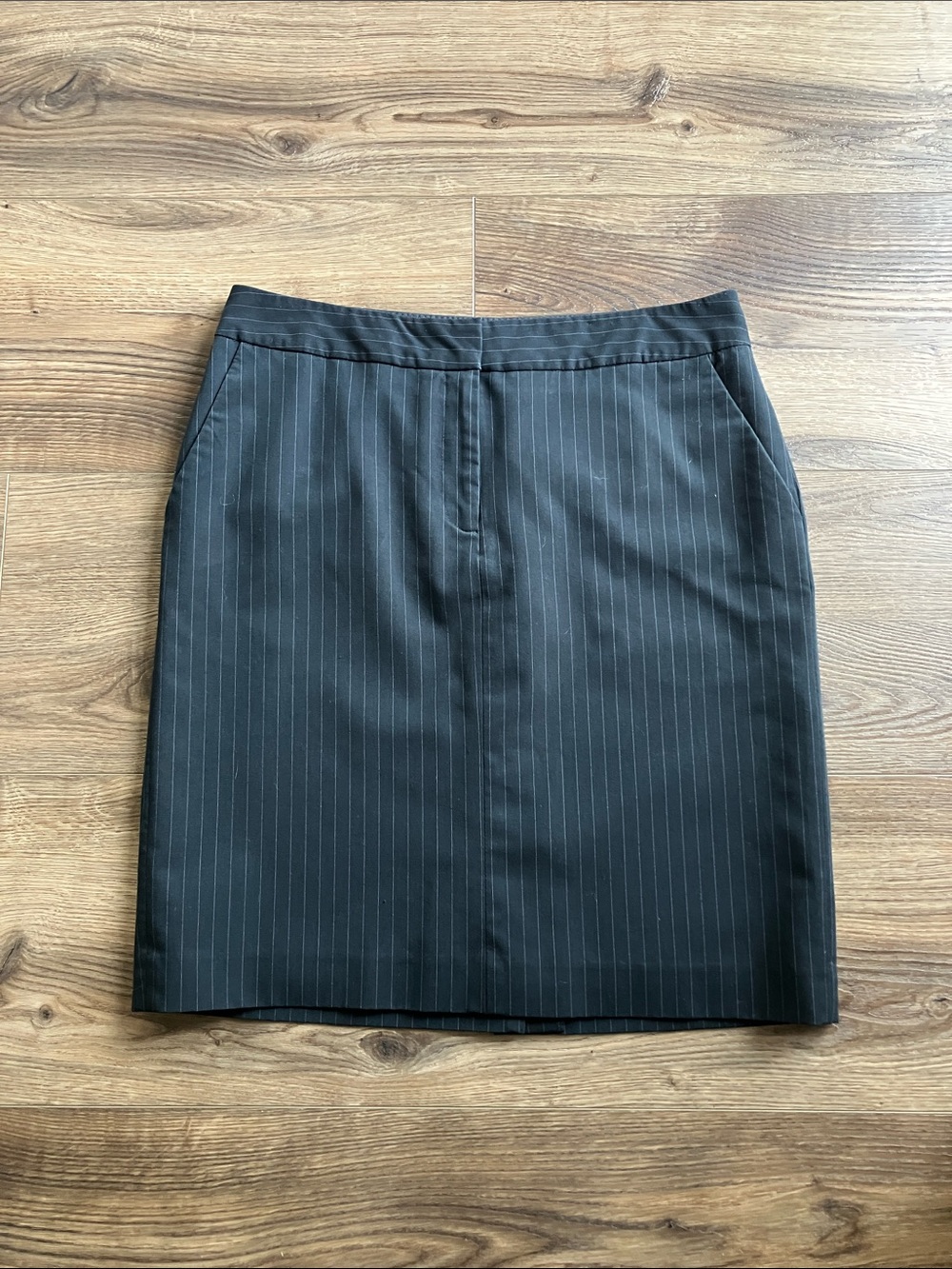 Isaac Mizrahi Black Pinstripe Pencil Skirt